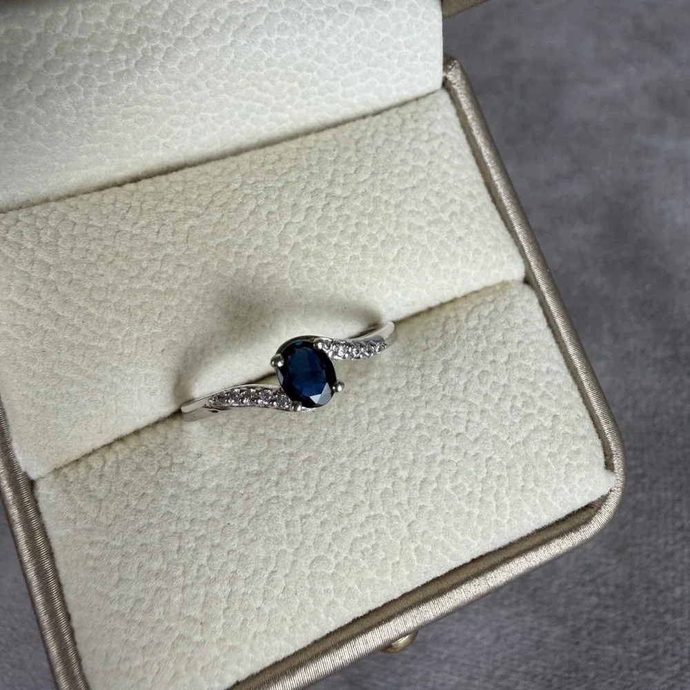 Intrigue‎ 925 Sterling Silver Genuine Blue Sapphire CZ Bypass Ring Size 6.25 NWT